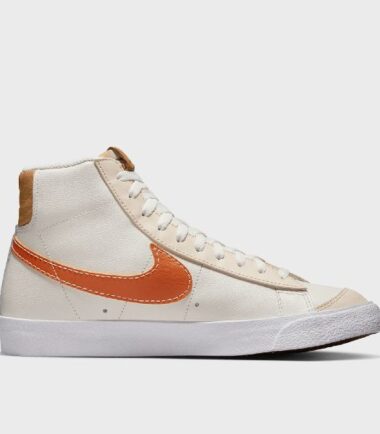 SCARPE NIKE BLAZER MID 77 EMB - immagine 1
