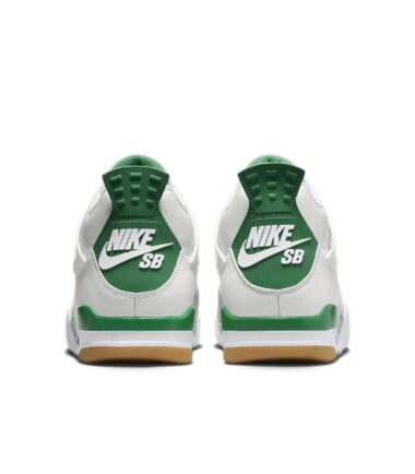 SCARPE NIKE AIR JORDAN 4 RETRO' "SB" - immagine 4