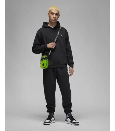 FELPA NIKE AIR JORDAN ESSENTIAL FLEECE BLACK - immagine 4