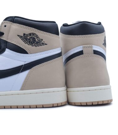 SCARPE NIKE AIR JORDAN 1 RETRO HI OG - immagine 5