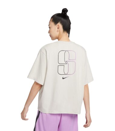 T-SHIRT NIKE WMNS SABRINA BOXY TEE "LIGHT BONE" - immagine 2