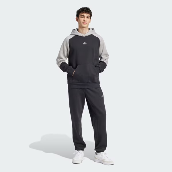 Abbigliamento adidas scontato 2025