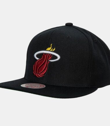 CAPPELLO MITCHELL E NESS MIAMI HEATS SNAPBACK - immagine 1