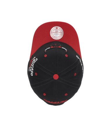 CAPPELLO MITCHELL E NESS NBA OVERBITE PRO SNAPBACK CHICAGO BULLS - immagine 4