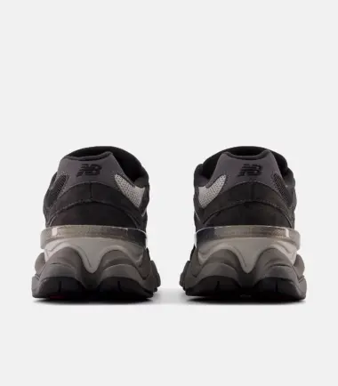 SCARPE NEW BALANCE 9060 TOTAL BLACK OMBRA unisex - immagine 5