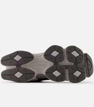 SCARPE NEW BALANCE 9060 TOTAL BLACK GREY unisex - immagine 5