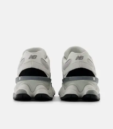 SCARPE NEW BALANCE 9060 TOTAL WHITE BLACK UOMO - immagine 3