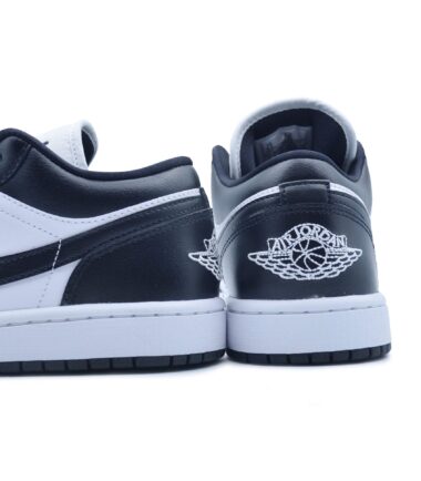 SCARPE WMNS Air Jordan 1 Low "Panda" - immagine 5