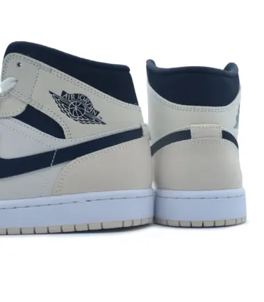 SCARPE WMNS Air Jordan 1 Mid "Guava Ice" - immagine 5