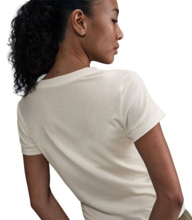 T-SHIRT NIKE NSW SS SLIM TEE STREET WHITE DONNA - immagine 2