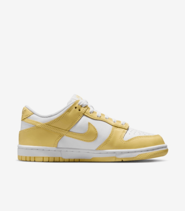 SCARPE NIKE DUNK LOW SOFT YELLOW GS - immagine 3