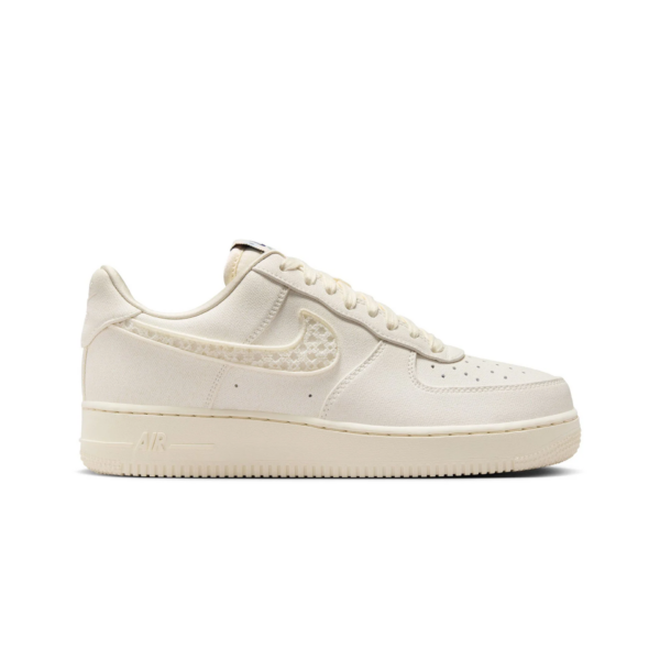SCARPE NIKE WMNS Air Force 1 '07 LX "Soft Pearl"